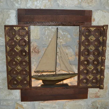 Stone Al Holiday home